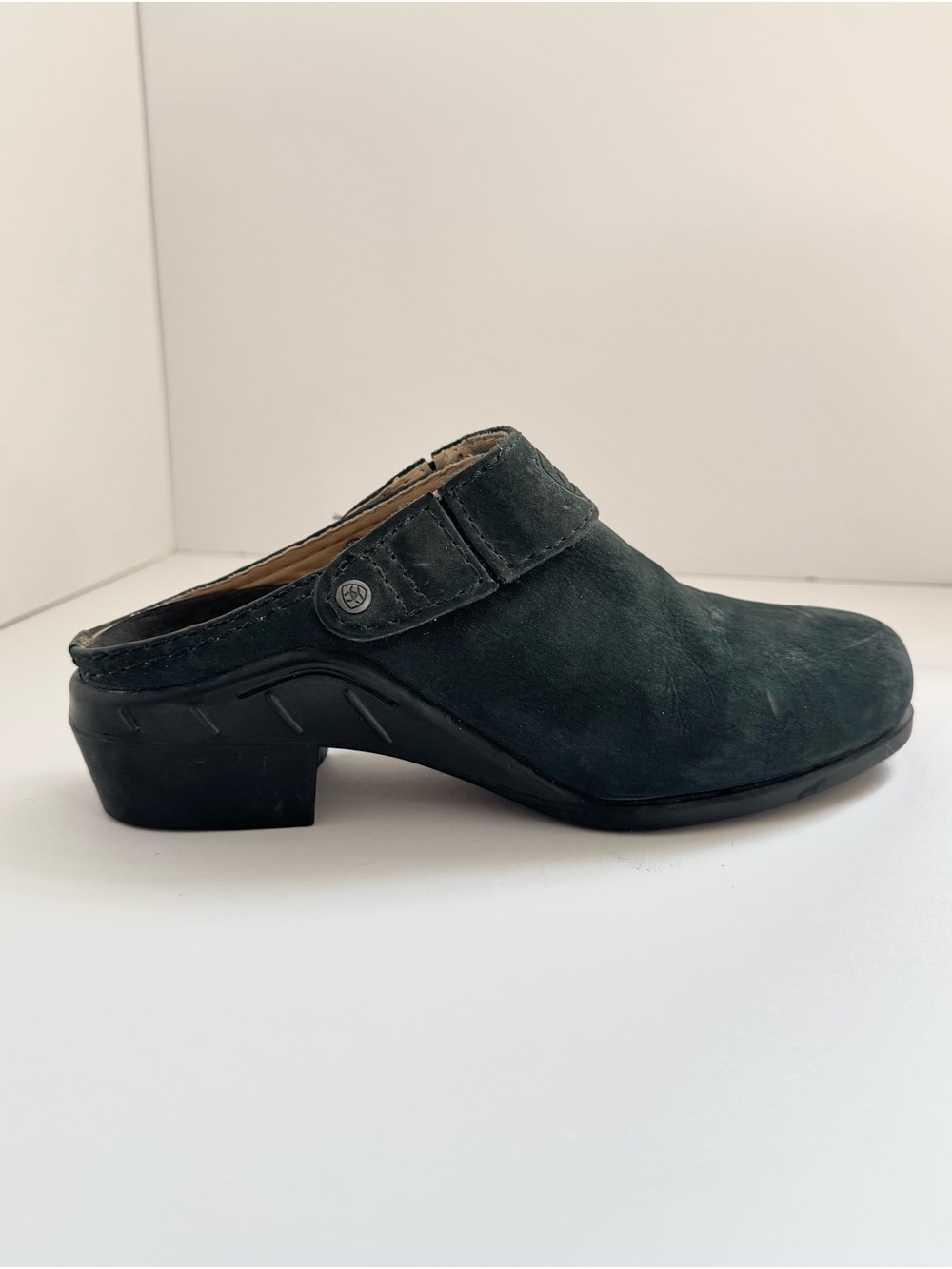 ARIAT Black Suede Santa Cruz Mule /Clog Slip-on Style Comfort & Support Shoe